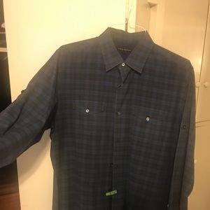 Banana Republic Button up shirt. L
